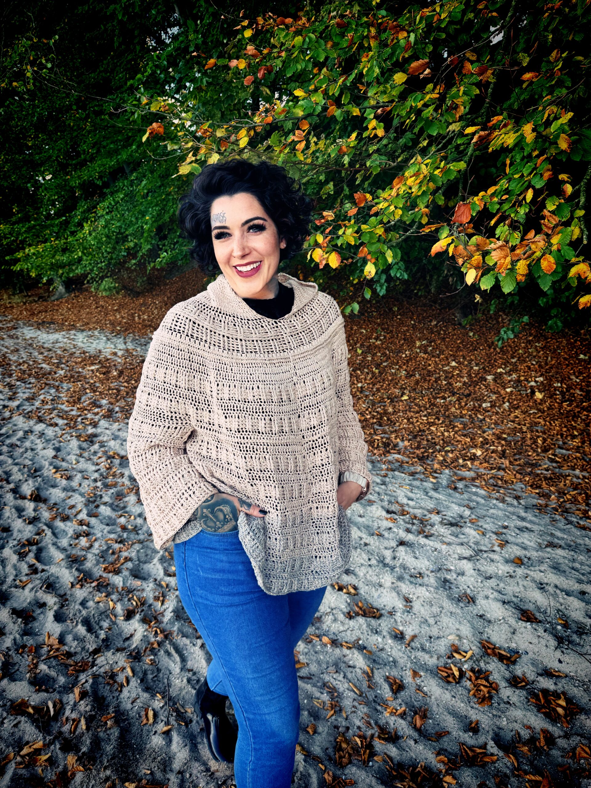 Häkelanleitung Kapuzenpulli "MONDTÄNZER" – Bild 3